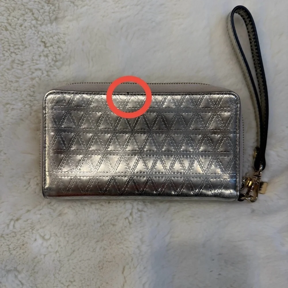 Michael Kors Gold Quilted Continental Wristlet Wallet Jet Set 🎄